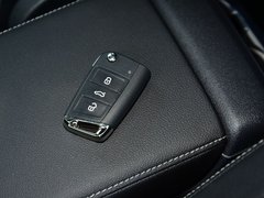 2017款 380TSI 四驱R-Line