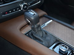 2017款 2.0T T5 智尊版