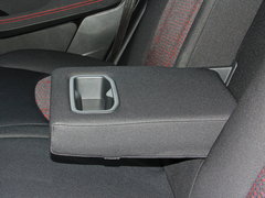 2016款 1.8L 手动超值型