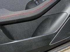 2016款 1.8L 手动超值型