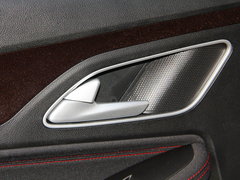 2016款 1.8L 手动超值型