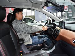 2017款 1.5L 手动豪华舱