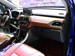 2017款 1.5L 手动豪华舱