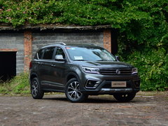 2017款 2.0L 手动尊贵型