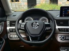 2017款 2.0L 手动尊贵型
