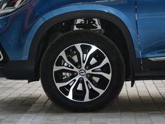 2017款 2.0L 手动尊贵型