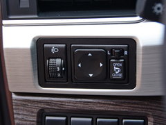 2017款 2.0L 手动尊贵型