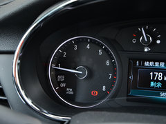 2017款 18T 自动两驱都市精英型