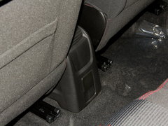 2017款 18T 自动两驱都市领先型