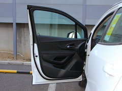 2017款 18T 自动两驱都市领先型