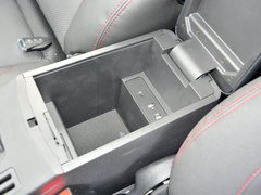 2017款 1.5T CVT旗舰型