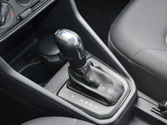 2017款 1.5L 自动时尚型