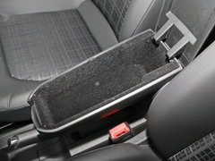 2017款 1.5L 自动舒适型