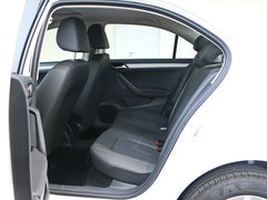 2017款 1.5L 自动舒适型