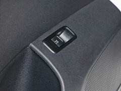 2017款 1.5L 自动舒适型