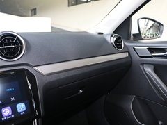 2017款 1.5L 自动舒适型