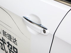 2017款 1.5L 自动舒适型