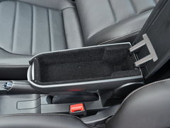 2017款 1.5L 自动豪华型