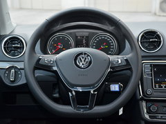 2017款 1.5L 自动豪华型