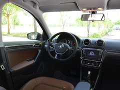2017款 1.5L 自动豪华型