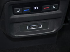2017款 380TSI 自动四驱至尊旗舰版