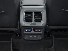 2017款 380TSI 自动四驱至尊旗舰版