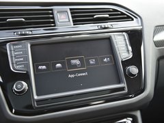 2017款 380TSI 自动四驱旗舰版