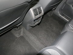 2017款 330TSI 自动两驱旗舰版