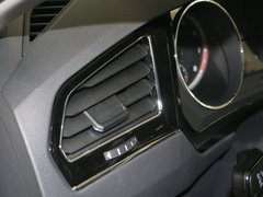 2017款 330TSI 自动两驱旗舰版