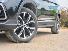 2017款 2.0L 手动尊贵型