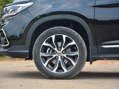 2017款 2.0L 手动尊贵型