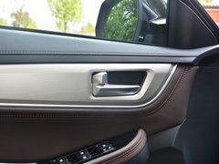 2017款 2.0L 手动尊贵型