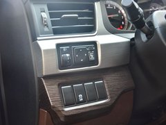 2017款 2.0L 手动尊贵型