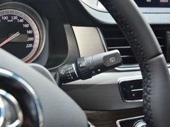 2017款 2.0L 手动尊贵型
