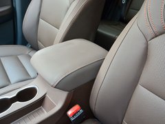2017款 2.0L 手动尊贵型