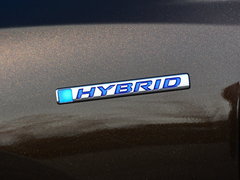 2017款 混动 2.0L 净致版
