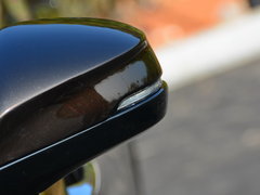 2017款 混动 2.0L 净致版