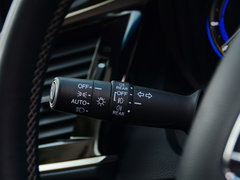 2017款 混动 2.0L 净致版