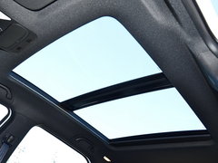 2017款 1.5T 自动白骑饰