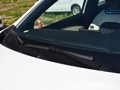 2017款 1.5T 自动白骑饰