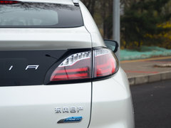 2017款 2.0L CVT领尚版