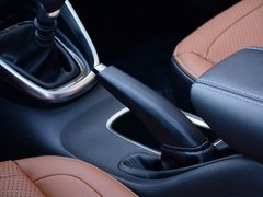 2017款 1.5L 手动豪华型