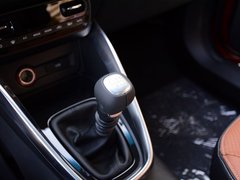 2017款 1.5L 手动豪华型