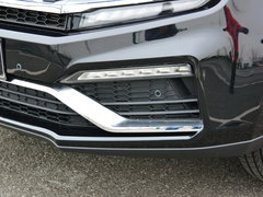 2017款 1.8T 手动尊贵型