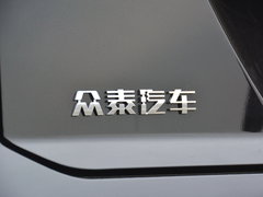 2017款 1.8T 手动尊贵型
