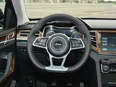 2017款 1.8T 手动尊贵型