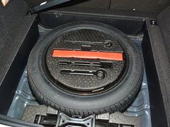 2017款 1.8T 手动尊贵型