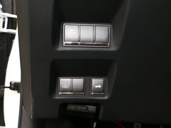 2017款 Q70L 2.5L 悦享版
