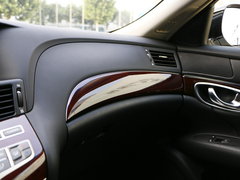 2017款 Q70L 2.5L 悦享版