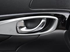 2017款 Q70L 2.5L 精英版